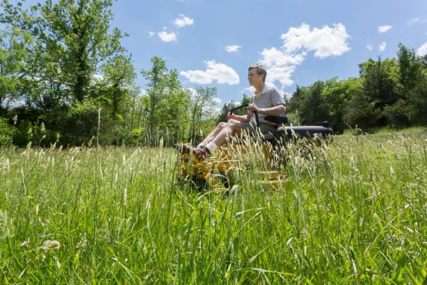 Cost of Tall Grass Mowing in Mequon