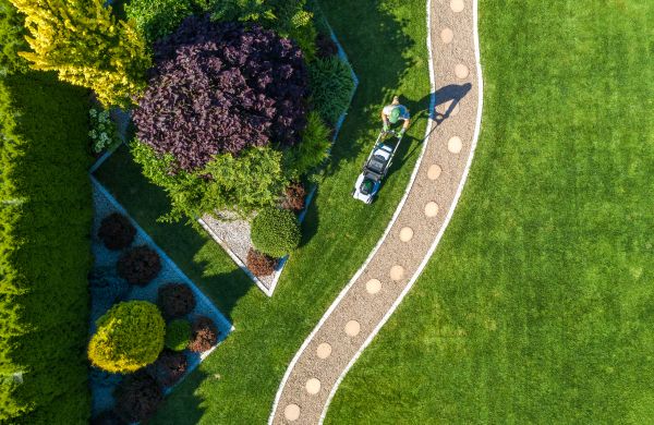 Cost of Mowing And Landscaping in Mequon